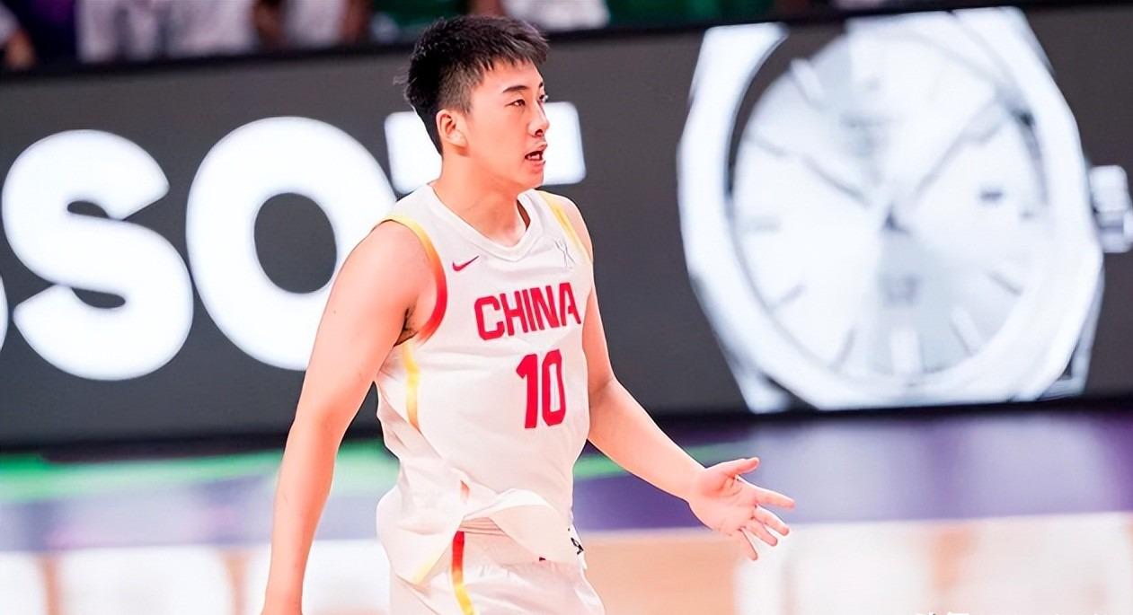 手势跟极端组织有关？澳大利亚裁判辟谣：只是“潜意识的抽搐”