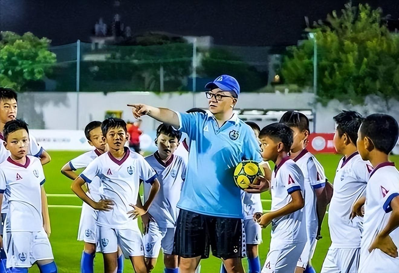 伍德时隔近16年再度出战世界杯，是两次出场间隔第二长的球员